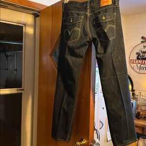 Levi's Dark 514 ,32 -32 Straight Jeans no stretch original